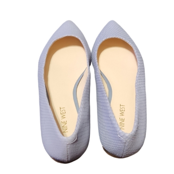 Nine West Leather Snake Skin Flats Blue Periwinkle Size 7M NWONLEE NWOB - Picture 2 of 5